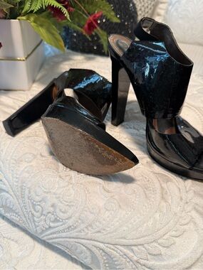 Patent Black Platform High Heel Sandals - Women's Dress Heels